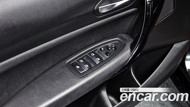 BMW 1 Series (F20) 118d Sport 5Door 2018 — фото 18