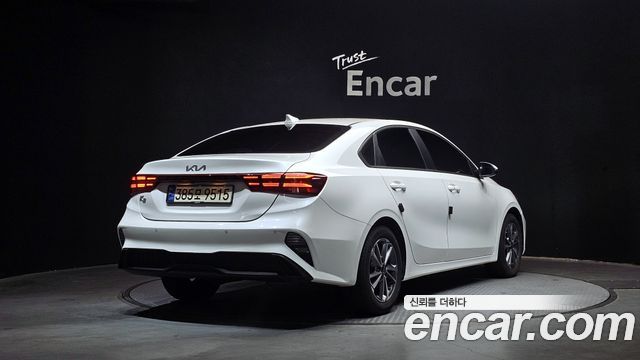 Kia K3 (II) 1.6 Prestige 2024 — фото 2