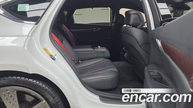 Genesis G80 (RG3) Gasoline 2.5 Turbo AWD 2026 — фото 12