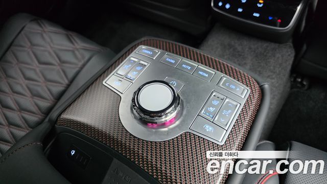 Genesis G80 (RG3) Gasoline 2.5 Turbo AWD 2026 — фото 19