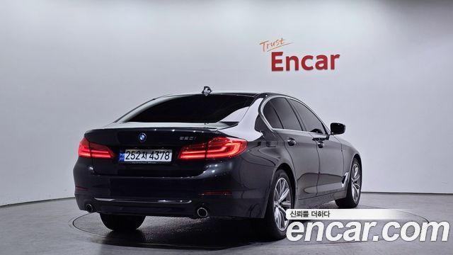 BMW 5 Series (G30) 520i Luxury 2019 — фото 2