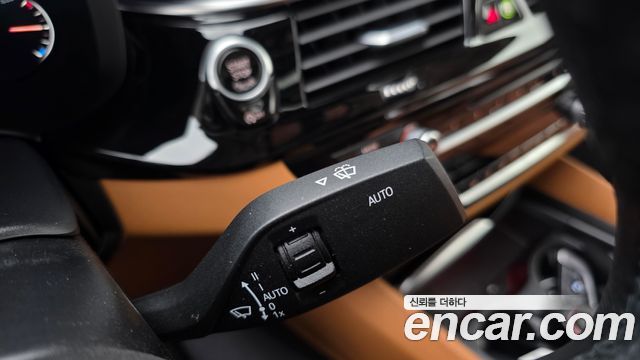 BMW 5 Series (G30) 520i Luxury 2019 — фото 16