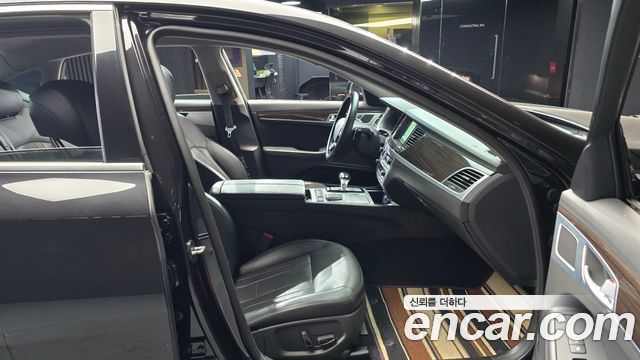 Genesis G80 3.3 GDI AWD Luxury 2018 — фото 10