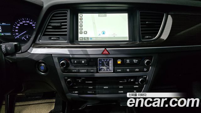 Genesis G80 3.3 GDI AWD Luxury 2018 — фото 15