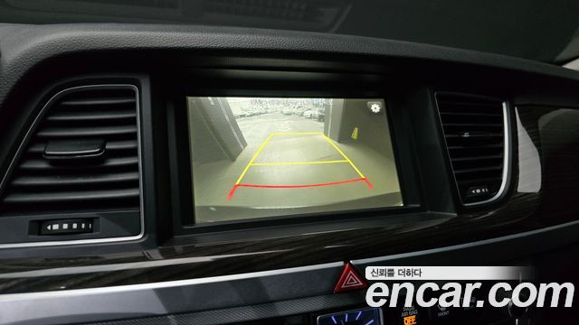 Genesis G80 3.3 GDI AWD Luxury 2018 — фото 16