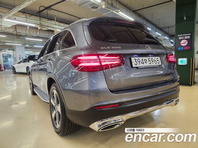 Mercedes-Benz GLC-Class (X253) GLC300 4MATIC 2019 — фото 3