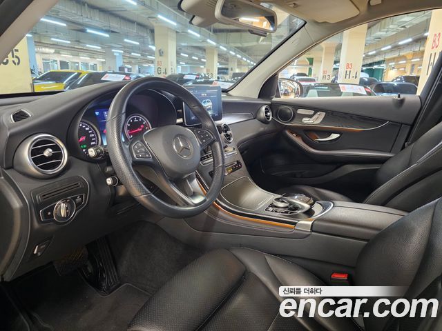 Mercedes-Benz GLC-Class (X253) GLC300 4MATIC 2019 — фото 20