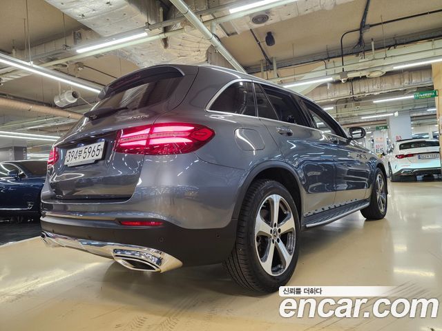 Mercedes-Benz GLC-Class (X253) GLC300 4MATIC 2019 — фото 22