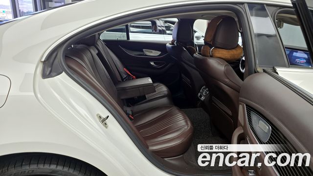 Mercedes-Benz CLS-Class (C257) CLS450 4MATIC AMG Line 2019 — фото 16