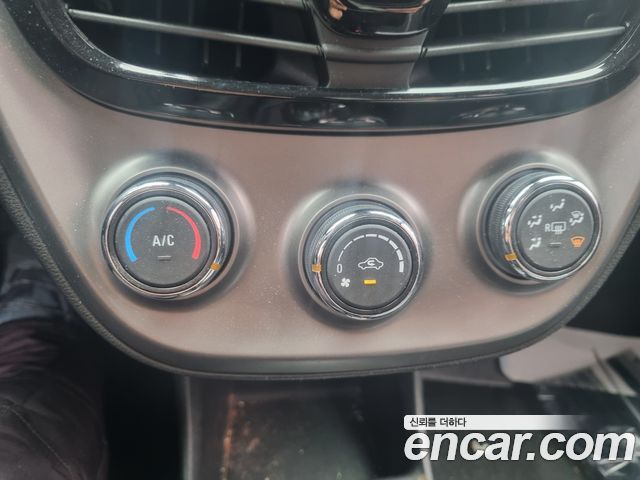 Chevrolet Spark Premier 2022 — фото 16