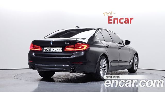 BMW 5 Series (G30) 530i Luxury Plus 2018 — фото 2