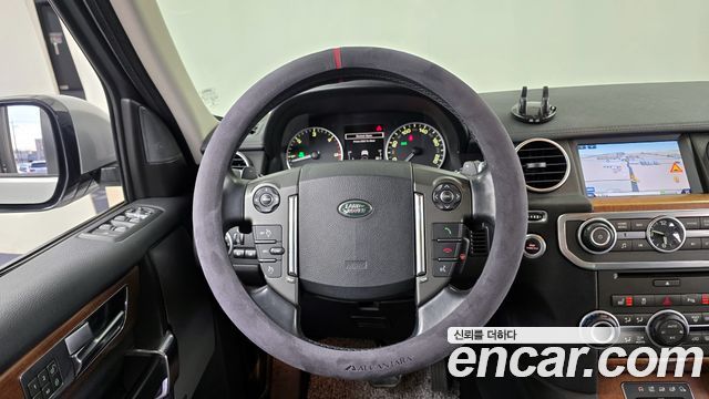 Land Rover Discovery 4 3.0 SDV6 HSE 2016 — фото 17