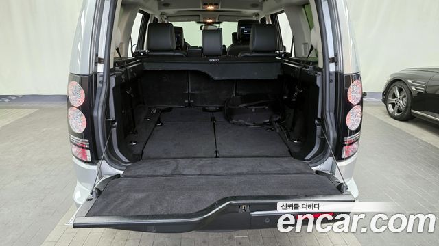 Land Rover Discovery 4 3.0 SDV6 HSE 2016 — фото 23