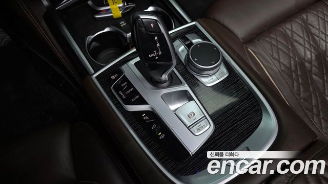 BMW 7 Series (G11) 730Ld xDrive M Sport 2021 — фото 9