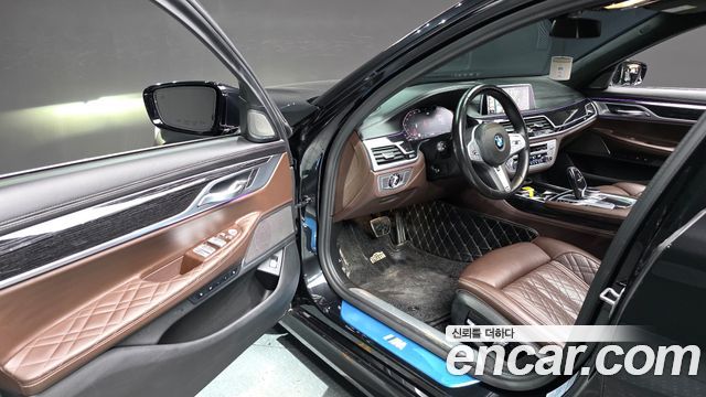 BMW 7 Series (G11) 730Ld xDrive M Sport 2021 — фото 11