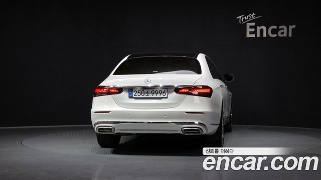 Mercedes-Benz E-Class (W213) E250 Exclusive 2022 — фото 4