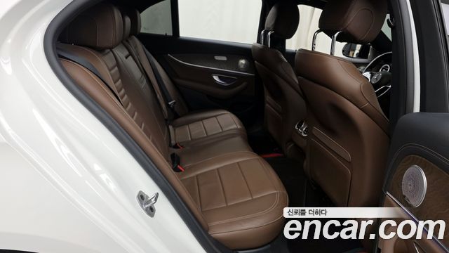Mercedes-Benz E-Class (W213) E250 Exclusive 2022 — фото 12