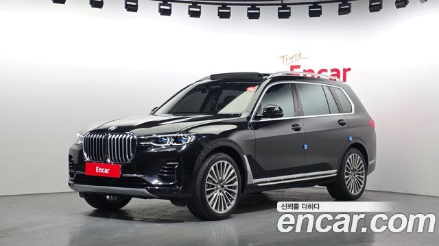 BMW X7 (G07) xDrive 40i Design Pure Excellence 7-Seater 2022 — фото 1