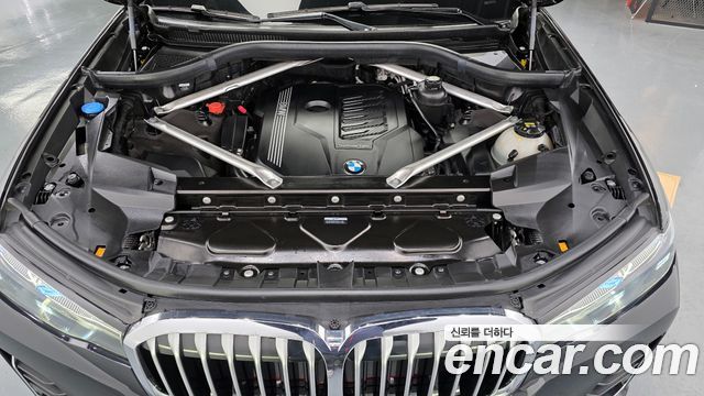 BMW X7 (G07) xDrive 40i Design Pure Excellence 7-Seater 2022 — фото 6