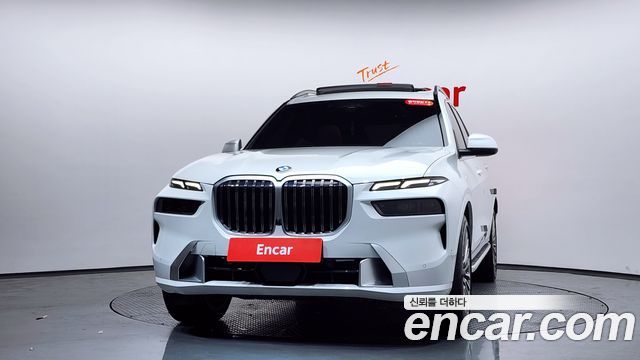 BMW X7 (G07) xDrive 40d Design Pure Excellence 6-Seater 2023 — фото 3