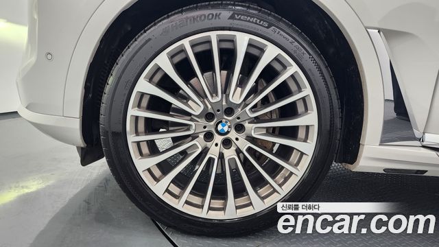 BMW X7 (G07) xDrive 40d Design Pure Excellence 6-Seater 2023 — фото 5