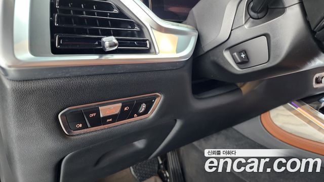 BMW X7 (G07) xDrive 40d Design Pure Excellence 6-Seater 2023 — фото 14