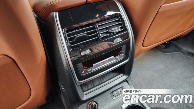 BMW X7 (G07) xDrive 40d Design Pure Excellence 6-Seater 2023 — фото 18