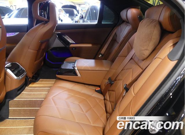 BMW 7 Series (G70) 740d xDrive M Sport 2025 — фото 21