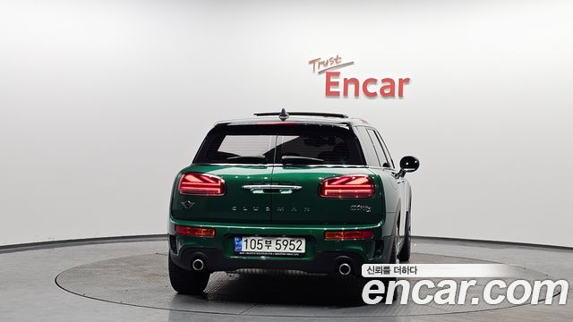 MINI Cooper S Clubman Standard 2nd 2021 — фото 4
