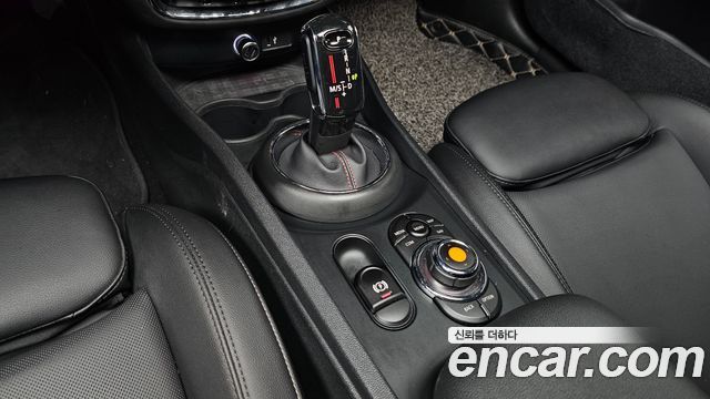 MINI Cooper S Clubman Standard 2nd 2021 — фото 9