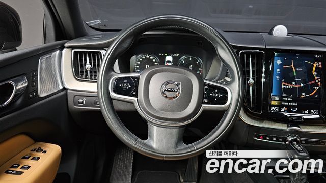 Volvo XC60 (II) D5 Inscription 2018 — фото 13