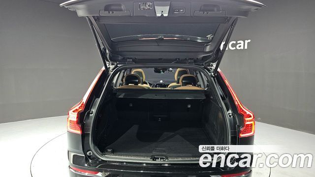 Volvo XC60 (II) D5 Inscription 2018 — фото 20