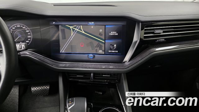 Volkswagen Touareg (III) 3.0 TDI Premium 2021 — фото 14