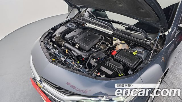 Chevrolet Malibu 1.3 Turbo Premier 2019 — фото 6
