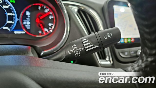 Chevrolet Malibu 1.3 Turbo Premier 2019 — фото 16