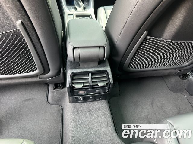Audi Q3 (F3) 40 TFSI Quattro Premium 2026 — фото 9