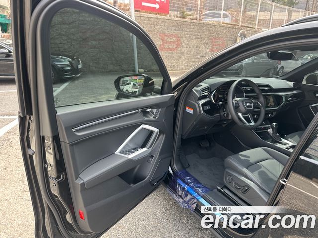 Audi Q3 (F3) 40 TFSI Quattro Premium 2026 — фото 18