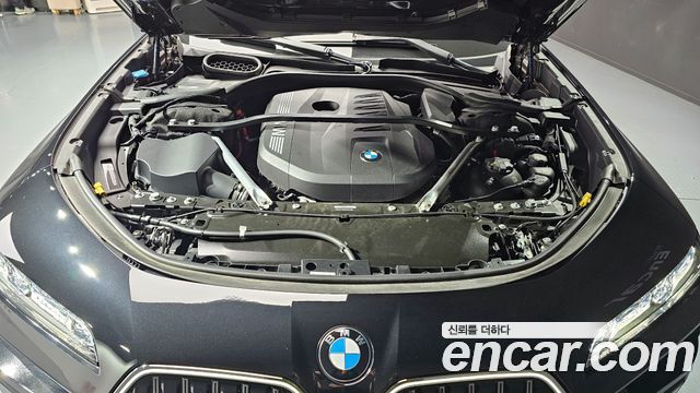 BMW 7 Series (G70) 740i xDrive M Sport 2024 — фото 6