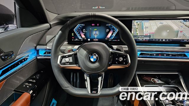 BMW 7 Series (G70) 740i xDrive M Sport 2024 — фото 13