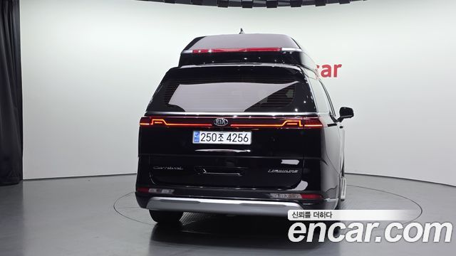 Kia Carnival (IV) Gasoline 9-Seater Hi-Limousine Signature 2021 — фото 4
