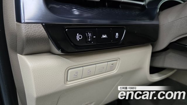 Kia Carnival (IV) Gasoline 9-Seater Hi-Limousine Signature 2021 — фото 11