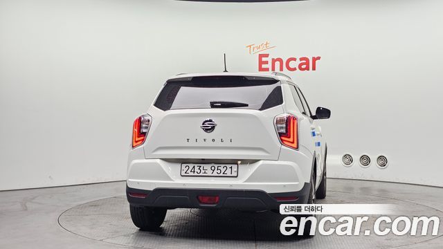 KG Mobility (SsangYong) Very New Tivoli Gasoline 1.5 2WD V3 2022 — фото 4