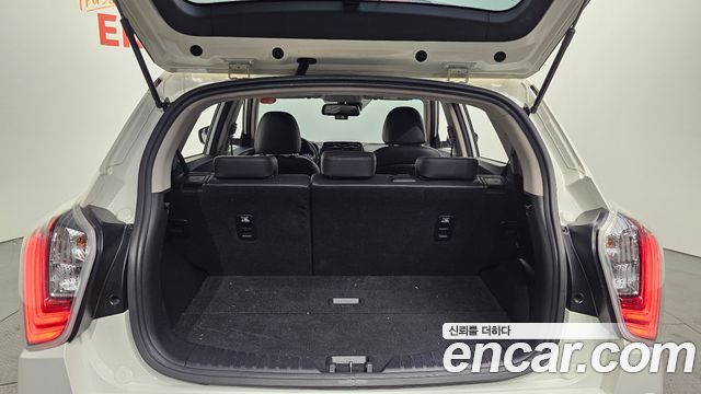 KG Mobility (SsangYong) Very New Tivoli Gasoline 1.5 2WD V3 2022 — фото 20