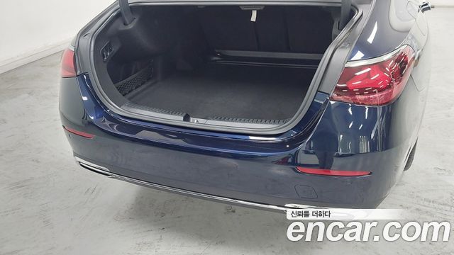 Mercedes-Benz E-Class (W214) E300 4MATIC Exclusive 2025 — фото 15