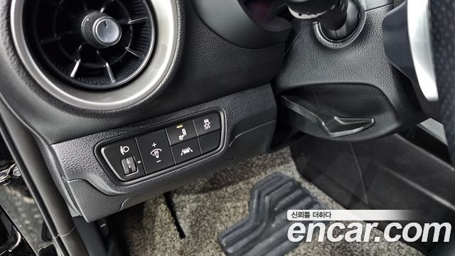 Kia K3 5Door GT Signature 2021 — фото 10