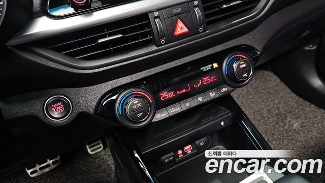 Kia K3 5Door GT Signature 2021 — фото 18