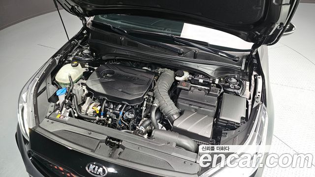 Kia K3 5Door GT Signature 2021 — фото 24