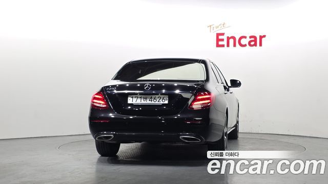 Mercedes-Benz E-Class (W213) E250 Avantgarde 2020 — фото 4