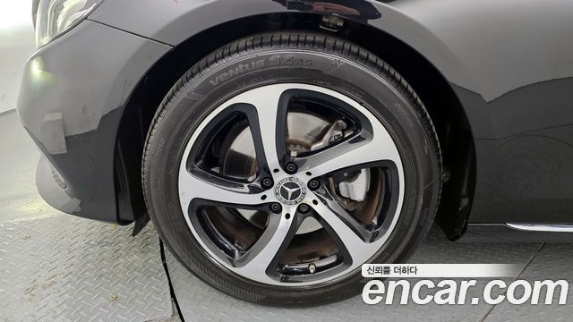 Mercedes-Benz E-Class (W213) E250 Avantgarde 2020 — фото 5