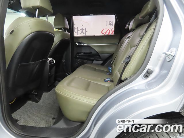 KG Mobility (SsangYong) Torres Gasoline 1.5 2WD T7 2023 — фото 6